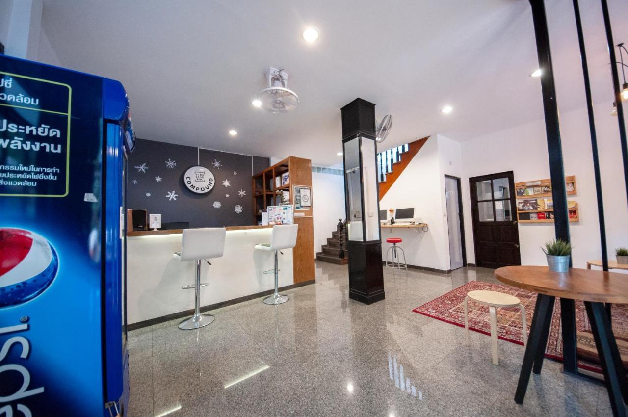 The Hidden House Hostel Bangkok Exterior photo